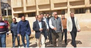   محافظ الوادي الجديد : إنشاء عيادتين للتأمين الصحي بمركزي باريس و بلاط
