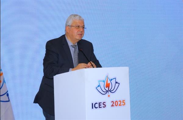 "عاشور" يشهد ختام فعاليات  المؤتمر الدولي الثاني لكلية الهندسة جامعة عين شمس