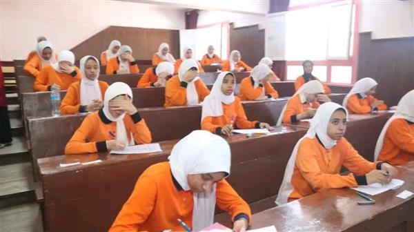 الوادي الجديد .. انطلاق امتحانات صفوف النقل لمدارس التعليم الفني والتربية الخاصة