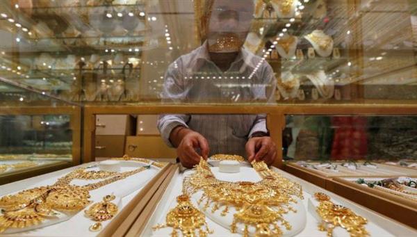 أسعار الذهب ترتفع 3% في أسبوع مع تزايد الطلب وسط غموض اقتصادي عالمي