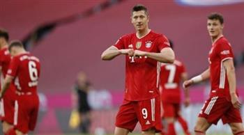   بايرن ميونخ يحتفل بلقب الدوري الألماني بثنائية نظيفة في مرمي بوروسيا مونشجلادباخ