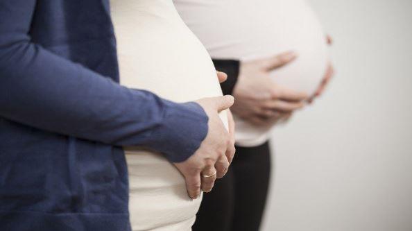 أمومة في الميزان .. السمنة .. الخطر القاتل على الحامل والجنين