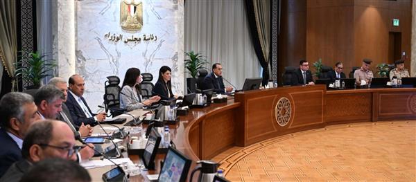 رئيس الوزراء يتابع الموقف التنفيذي للمرحلة الأولى من "حياة كريمة"