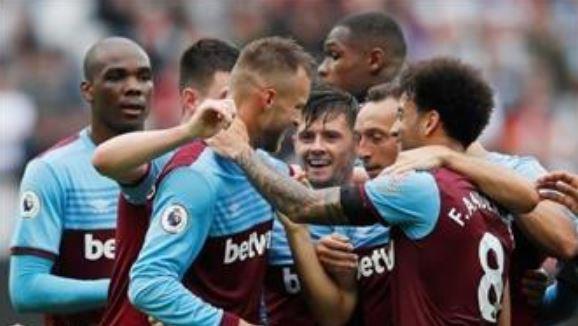 الدوري الإنجليزي .. وست هام يفوز على مانشستر يونايتد بهدفين نظيفين