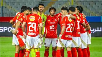   رسميًا .. الأهلي يُنهي الاتفاق مع المدير الفني الجديد