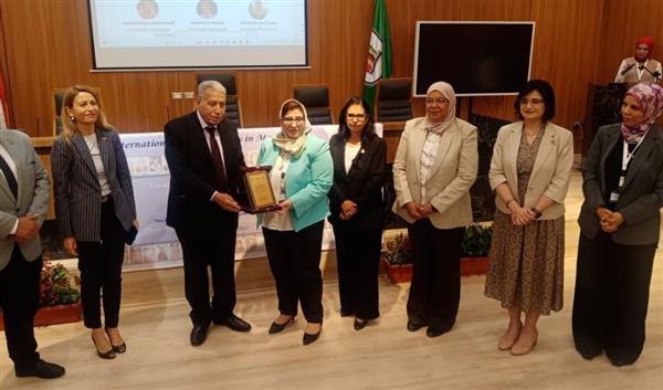 جامعة القاهرة تحتفل بيوم المرأة العالمي في الرياضيات وتطلق "شبكة المرأة العربية في الرياضيات"