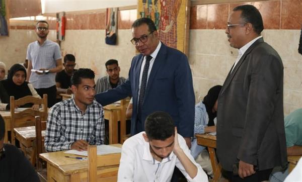 انتظام امتحانات الفصل الدراسي الثاني بجامعة جنوب الوادي