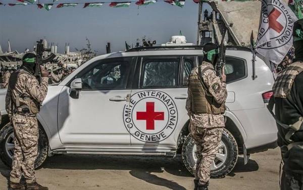 عاجل.. تسليم المحتجز الأمريكي الإسرائيلي عيدان ألكسندر للصليب الأحمر