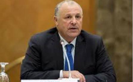 أبو ريدة يدعو رؤساء الأندية والرابطة لمناقشة التخطيط للموسم الجديد