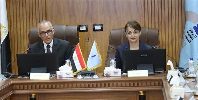 سفيرة جمهورية رومانيا تزور المركز القومي للبحوث