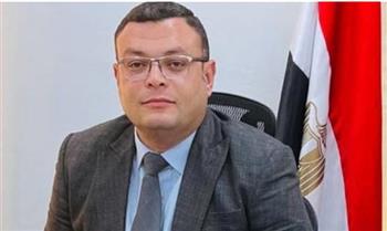   وزير الإسكان يتابع منظومة مياه الشرب بمدن شرق وغرب القاهرة 