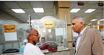 محافظ أسوان: إشادة بزيادة نسب الإنجاز بملف التقنين واسترداد أراضي الدولة