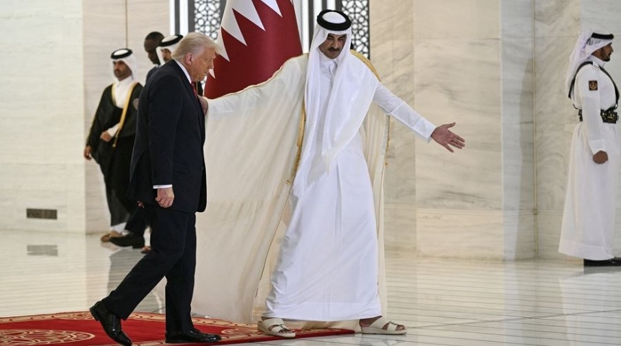 ترامب يصل قصر لوسيل لحضور عشاء عمل مع أمير قطر