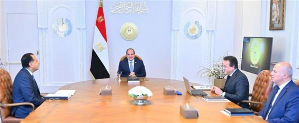 الرئيس السيسي يوجه باتخاذ إجراءات لتحسين أوضاع العاملين في المجال الصحي