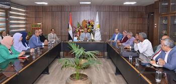   جامعة أسيوط تستعد لإطلاق مسابقة "أفضل كلية صديقة للبيئة" لعام 2024/2025