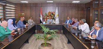 جامعة أسيوط تستعد لإطلاق مسابقة "أفضل كلية صديقة للبيئة" لعام 2024/2025