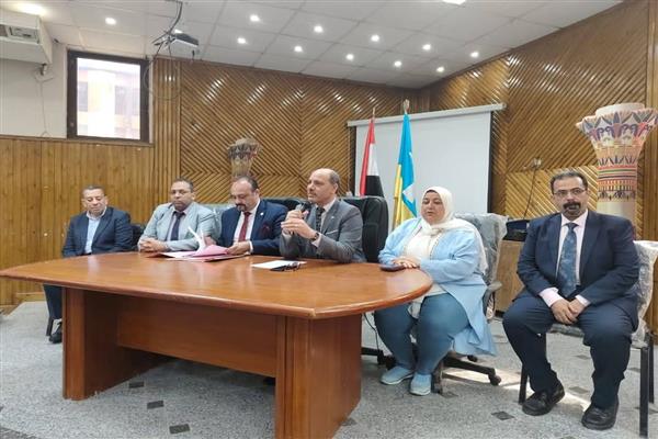 تعليم الإسكندرية تستقبل الوفد الممثل للشئون القانونية بالوزارة