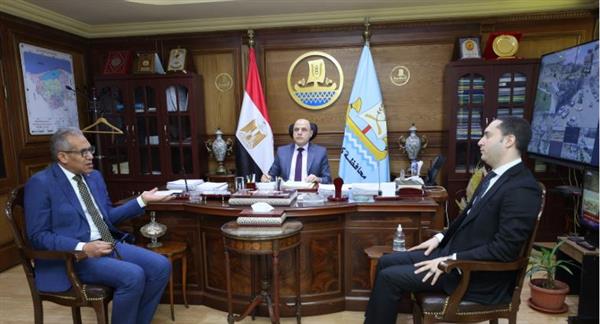 محافظ كفرالشيخ يناقش مع النواب وضع استراتيجية لحل المشكلات الجماهيرية