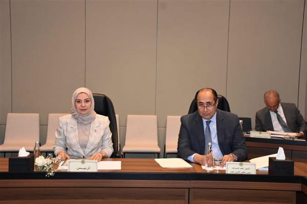 السفيرة فوزية زينل تترأس اجتماع هيئة متابعة تنفيذ القرارات والالتزامات