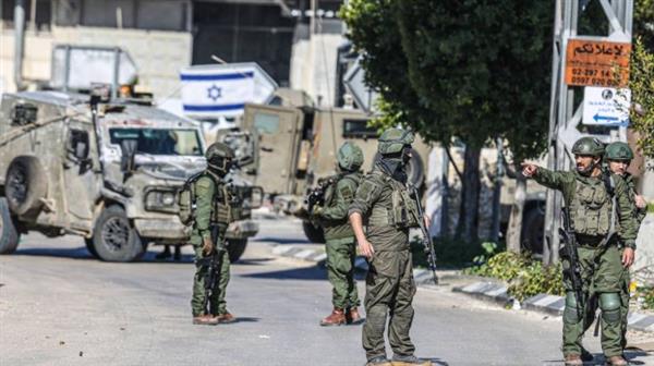 فلسطين: انتشار مكثف لجنود الاحتلال في محيط القرى والبلدات الغربية