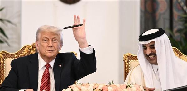 هدية تميم لـ ترامب .. كم يبلغ ثمن قلم "مونت بلانك"؟