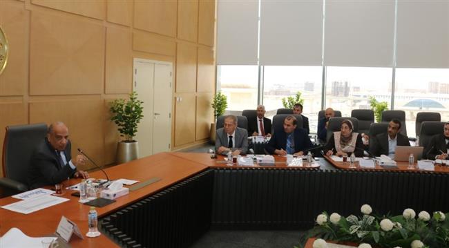 وزير الكهرباء يجتمع برؤساء شركات الإنتاج والنقل والتوزيع على مستوى الجمهورية