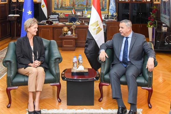 محافظ الإسكندرية يستقبل سفيرة الاتحاد الأوروبي لبحث سبل التعاون المشترك بين الجانبين