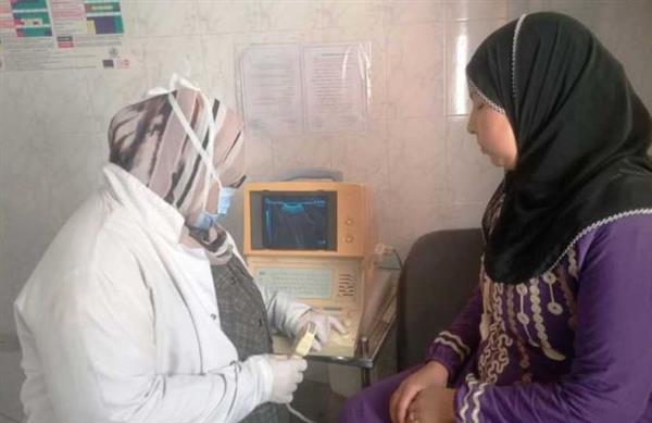 فحص وعلاج 1259 مريضا ضمن قافلة طبية مجانية بأهناسيا بنى سويف