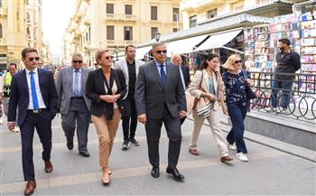   محافظ الإسكندرية وسفيرة الاتحاد الأوروبي يتفقدان مشروع إحياء شارع النبي دانيال التراثي