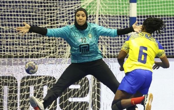 بترو أتلتيكو يفوز على البنك الأهلي في كأس الكؤوس الإفريقية لـ كرة اليد