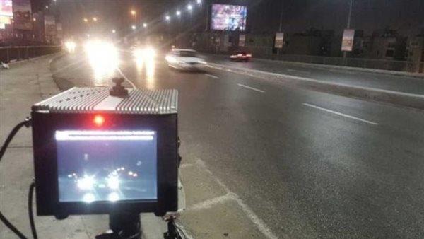 خلال 24 ساعة.. رادار المرور يلتقط 1006 بسرعات جنونية 