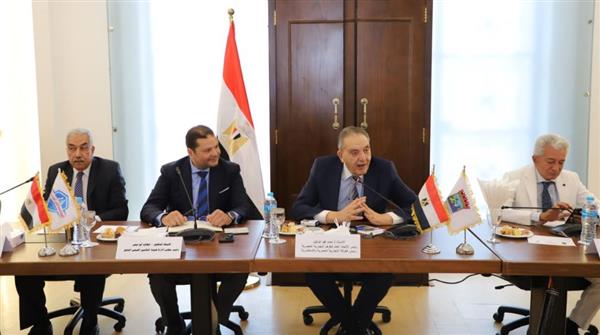 هيئة التأمين الصحي الشامل توقع بروتوكول تعاون مع غرفة مقدمي الرعاية الصحية