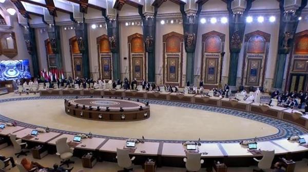 انطلاق القمة العربية الـ34 في بغداد بمشاركة الرئيس السيسي