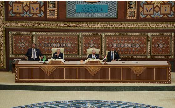 رئيس العراق : قمة بغداد تعقد في ظل ظروف بالغة التعقيد وتحديات خطيرة تهدد منطقتنا