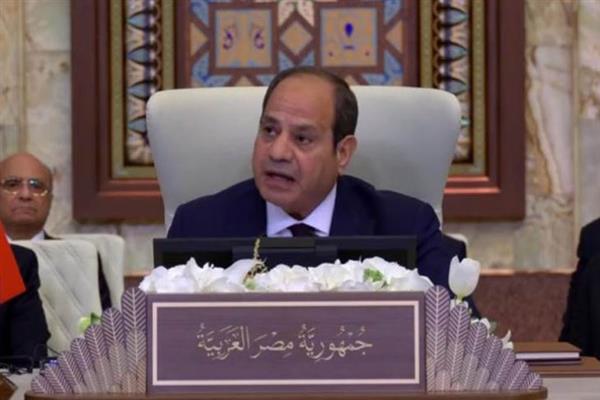الرئيس السيسي : الأمانة الثقيلة التى نحملها تلزمنا بأن نعلى مصلحة الأمة فوق كل اعتبار