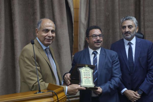 في اليوم العالمي للمتاحف.. كدواني يشارك في الملتقى العلمي الخامس “المنيا الشاهد الحي لحضارة مصر ”