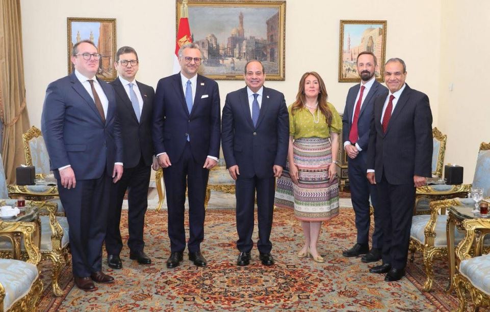 الرئيس السيسي يستقبل كبير مستشاري نظيره الأمريكي للشئون العربية والشرق أوسطية والشئون الأفريقية