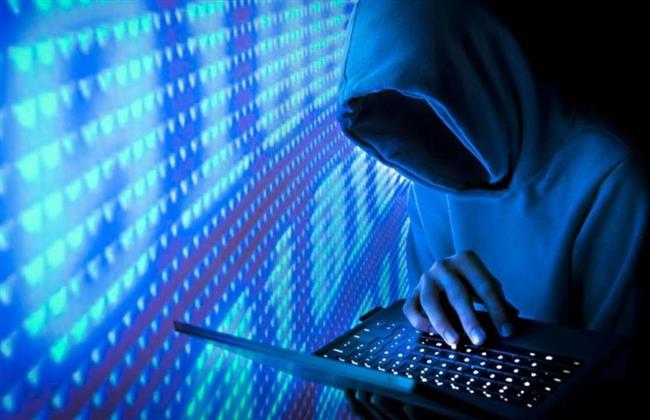 «فخ رقمي» يسرق الهوية والأموال .. كيف نحمي المجتمع منه ؟