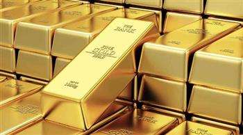   ارتفاع الذهب مع تراجع الدولار وتجدد التوترات التجارية بفعل تهديدات ترامب الجمركية