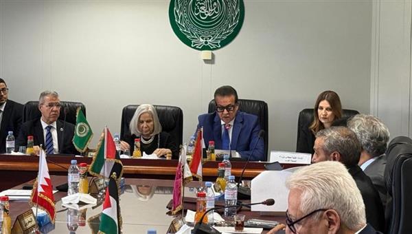 عبدالغفار يفتتح أعمال المكتب التنفيذي لمجلس وزراء الصحة العرب في دورته  الـ62