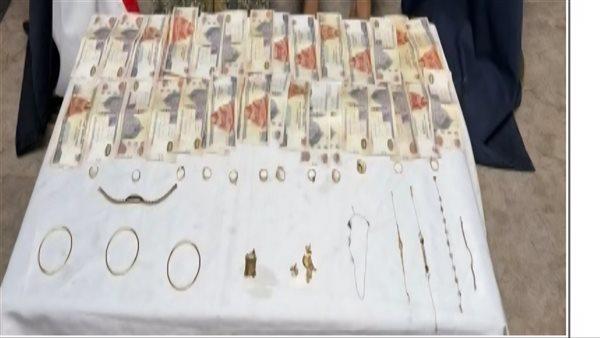 عصابة "حمادة وتوتو".. ضبط سيدة وزوجها سرقا مشغولات ذهبية