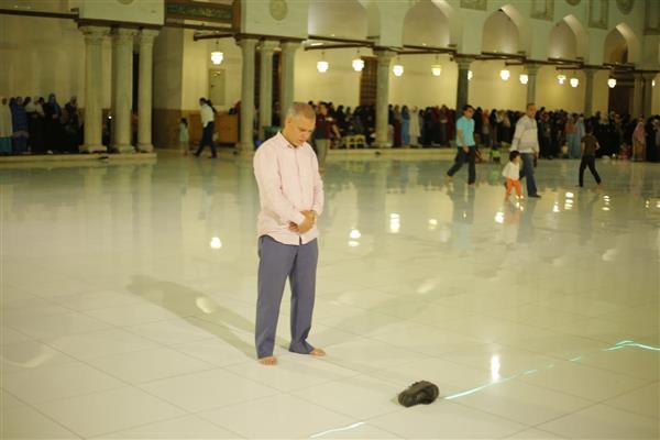 ما حكم تأخير الصلاة بسبب ضغط العمل؟