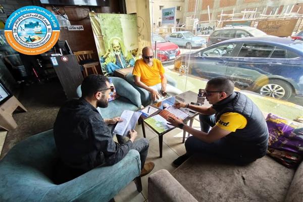 سياحة ومصايف الإسكندرية تستجيب لشكوى وتلزم كافتيريا بالأسعار المعلنة