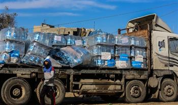 جيش الاحتلال: 5 شاحنات محملة بالمساعدات دخلت إلى قطاع غزة 