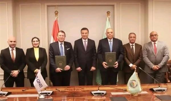 وزير الزراعة يتلقى تقريرا يلخص جهود "بحوث الصحراء" خلال شهر أبريل