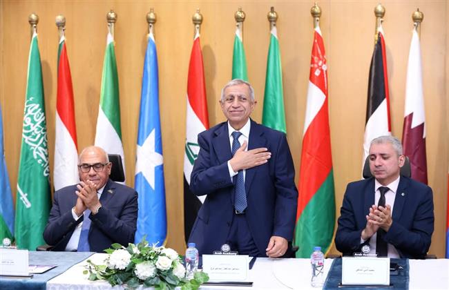رئيس الأكاديمية: "أبو قير" تحتضن "قلعة الدواء" و"صناع المستقبل الطبي"