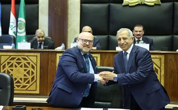 اتفاقية تعاون بين القنصلية الإيطالية بالإسكندرية والأكاديمية العربية  لتعزيز التكامل الأكاديمي