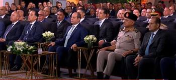   الرئيس السيسي يشهد فعاليات موسم حصاد القمح 2025.. بث مباشر