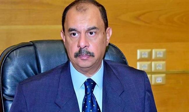محافظ سوهاج يحيل واقعة مناقصة كاميرات مراقبة بمديرية التعليم إلى النيابتين العامة والإدارية