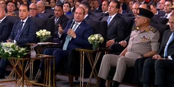   الرئيس السيسي: مشروعات الطرق في سيناء ستسهم في زراعة 500 ألف فدان